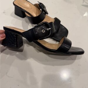 Bandolino Black Heeled Sandals